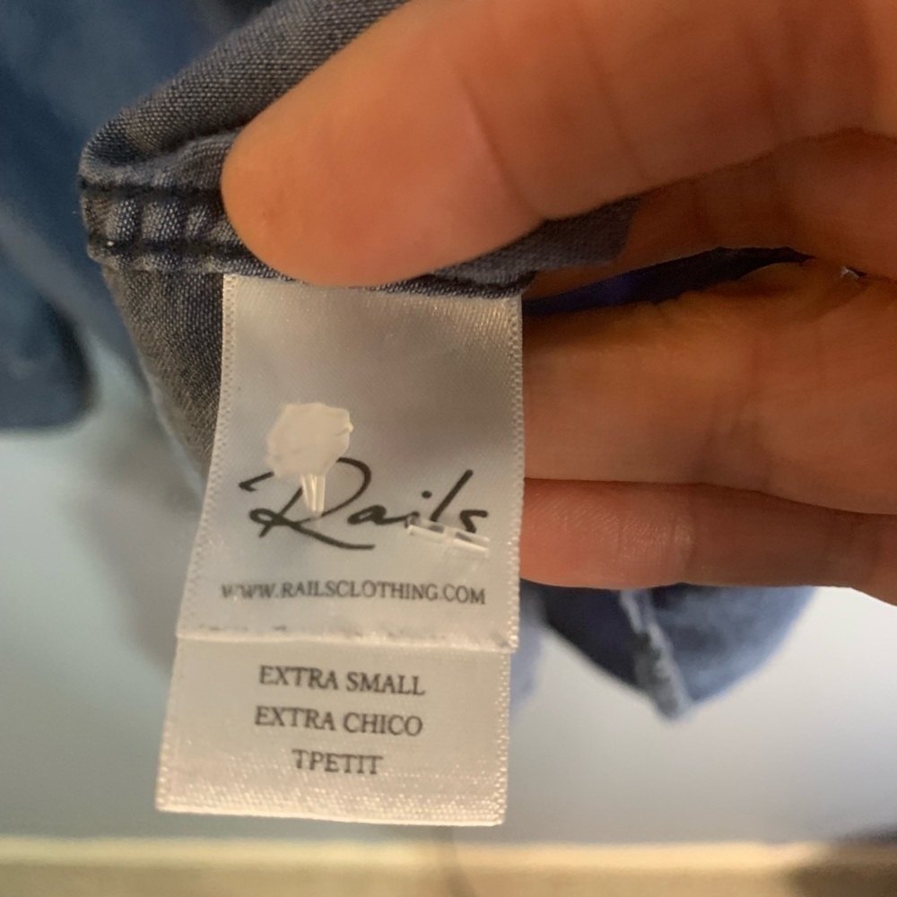 Rails Carter Blue Button Down Chambray Shirt Top - image 4